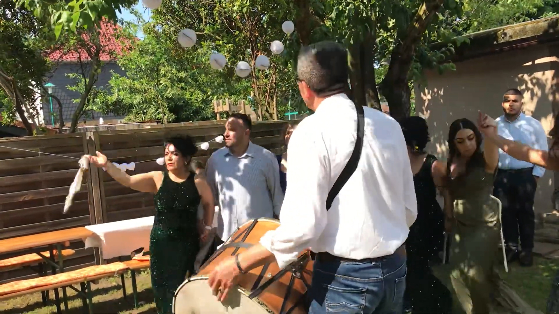 İzmir’de Salon Organizasyonlarına Davul Zurna